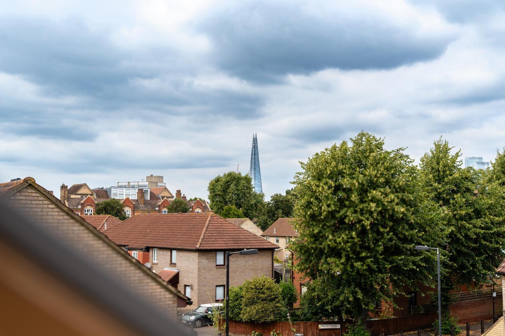 Shard View 3 Bed Entire Home London Ngoại thất bức ảnh